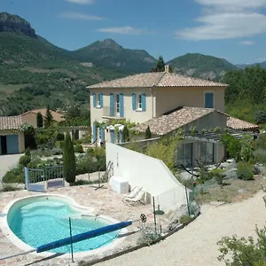 https://la-graveliere.hotels-rhonealpes.com