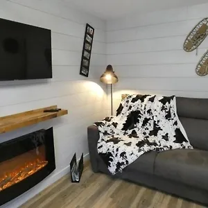 https://apartment-6-personnes-t3-6-couchages-st-lary-soulan-vignec.midi-pyreneeshotels.com
